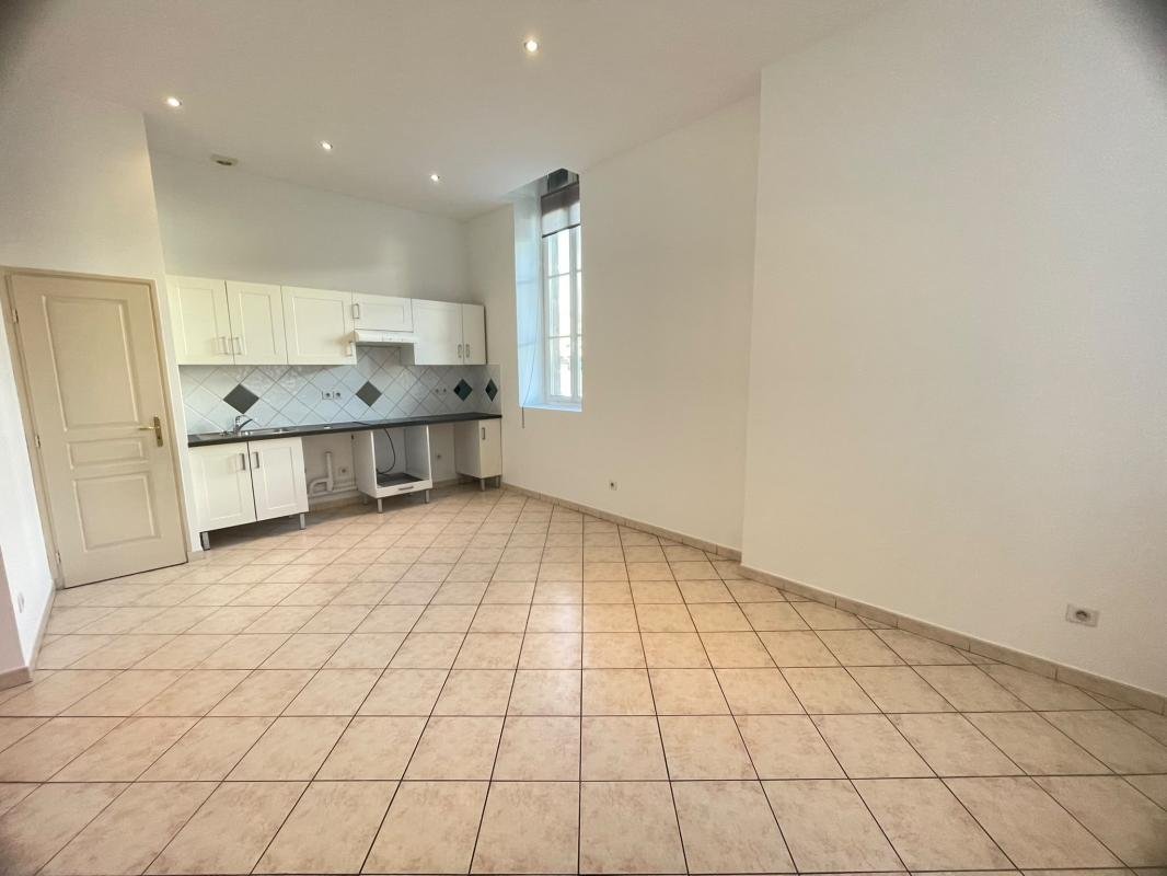 Appartement à louer, 46m², Marseille 1er