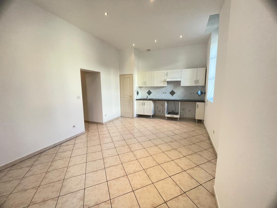 Appartement à louer, 46m², Marseille 1er
