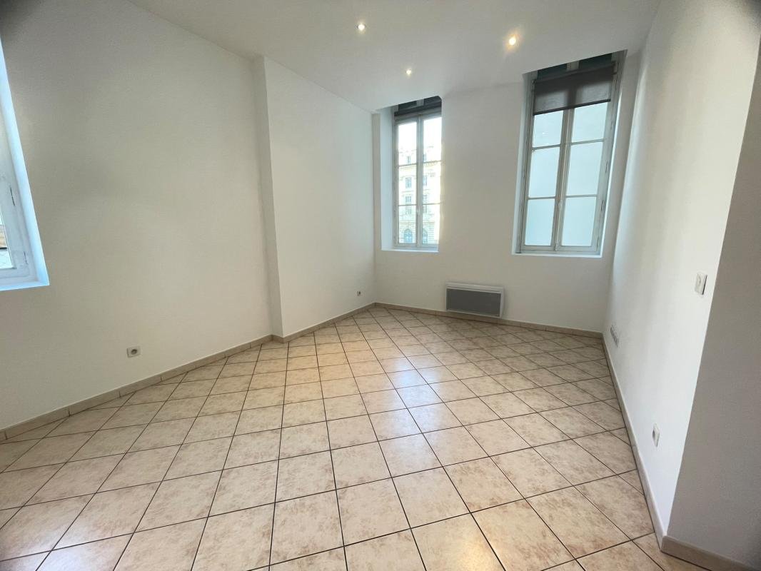 Appartement à louer, 46m², Marseille 1er