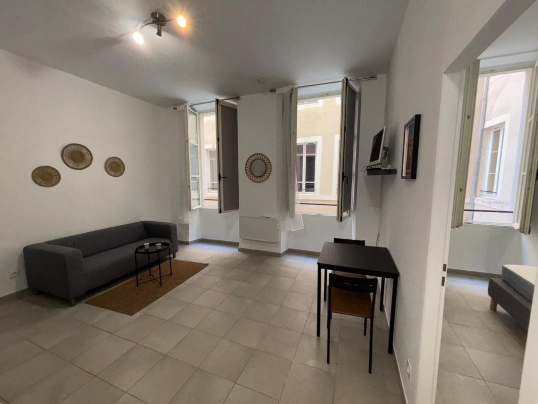 Appartement à louer, 34m², Marseille 2ème