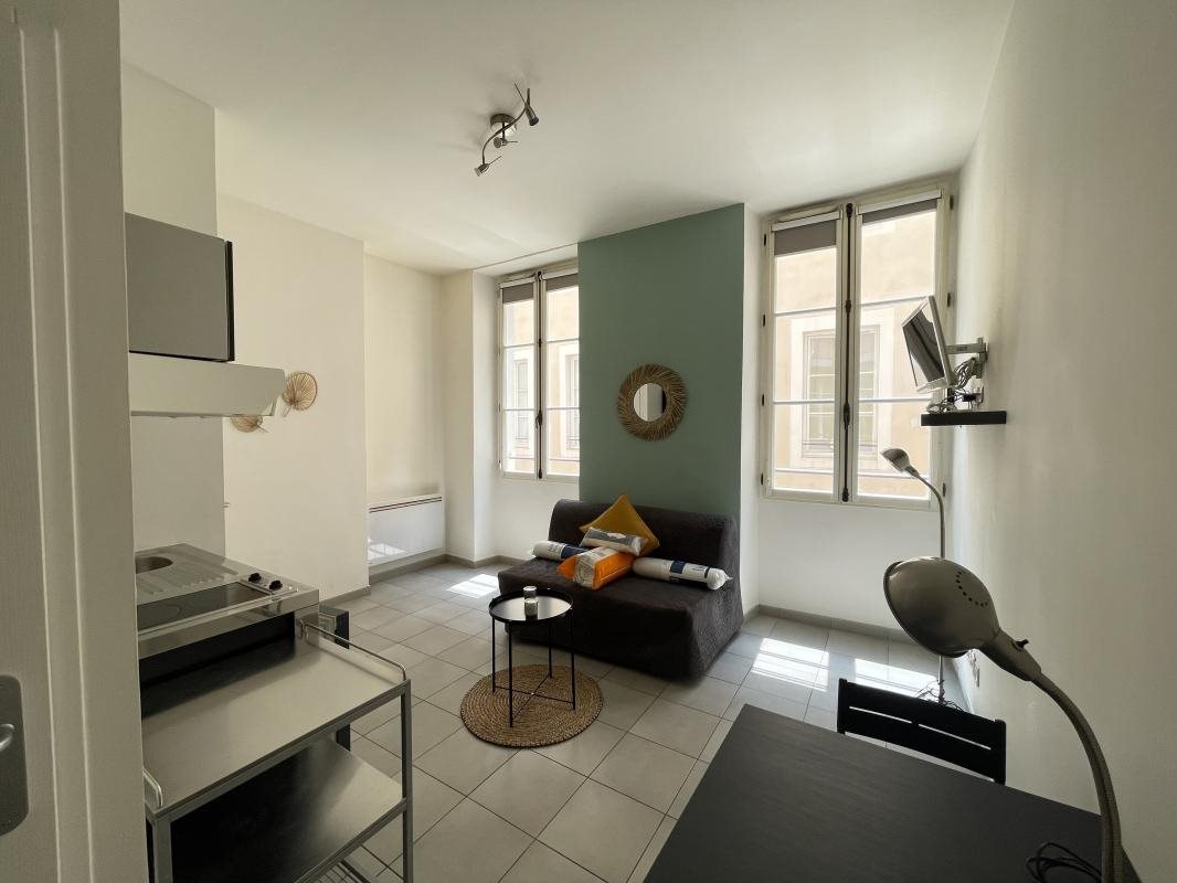 Appartement à louer, 24m², Marseille 2ème