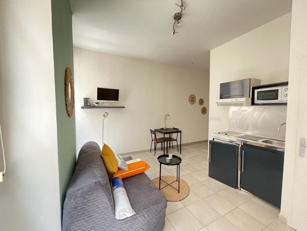 Appartement à louer, 24m², Marseille 2ème