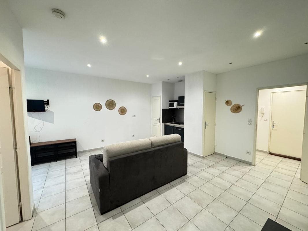 Appartement à louer, 45m², Marseille 2ème