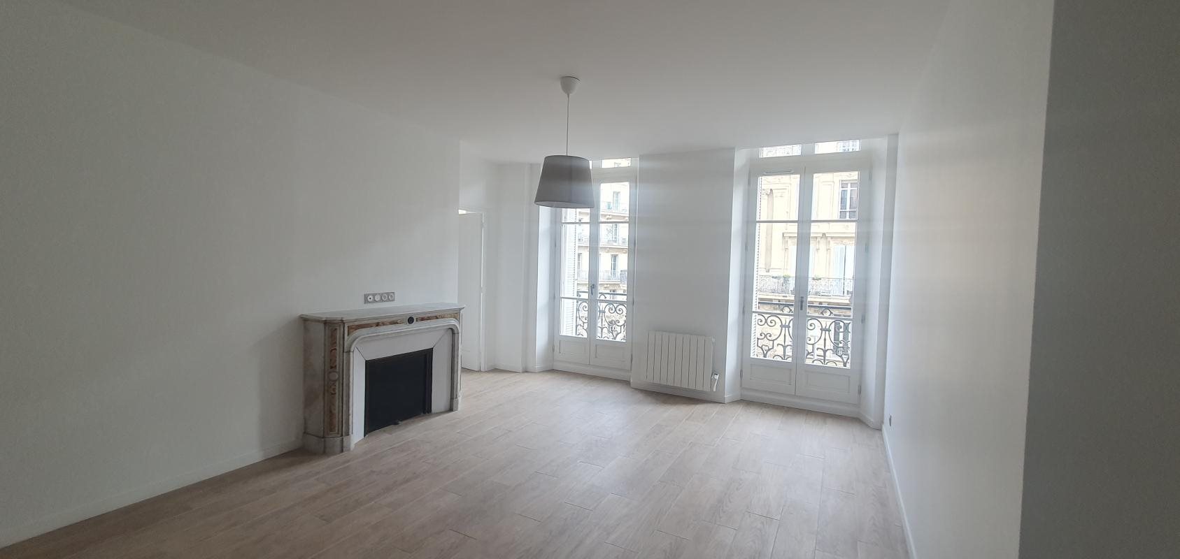 Appartement à louer, 66m², Marseille 2ème