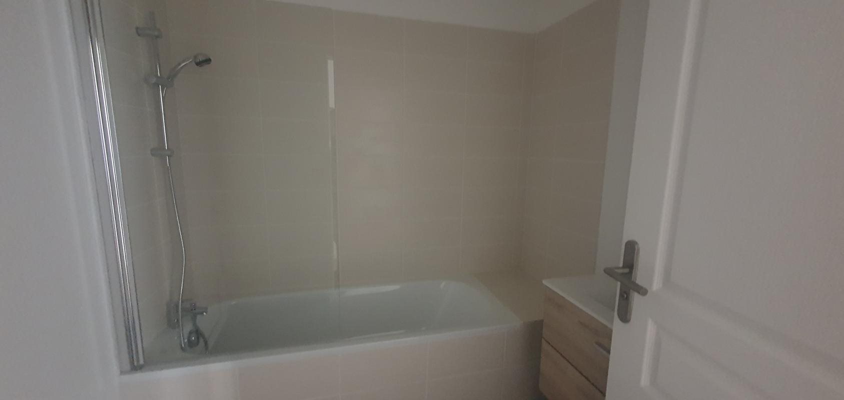 Appartement à louer, 66m², Marseille 2ème