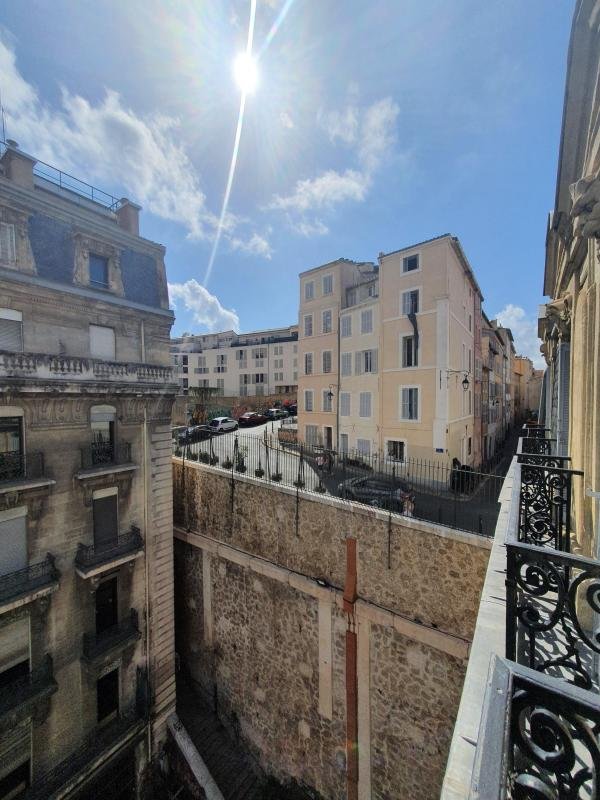Appartement à louer, 69m², Marseille 2ème