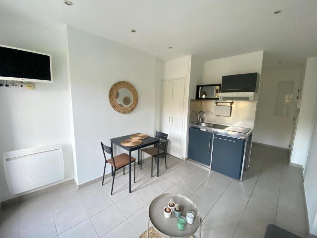 Appartement à louer, 18m², Marseille 2ème