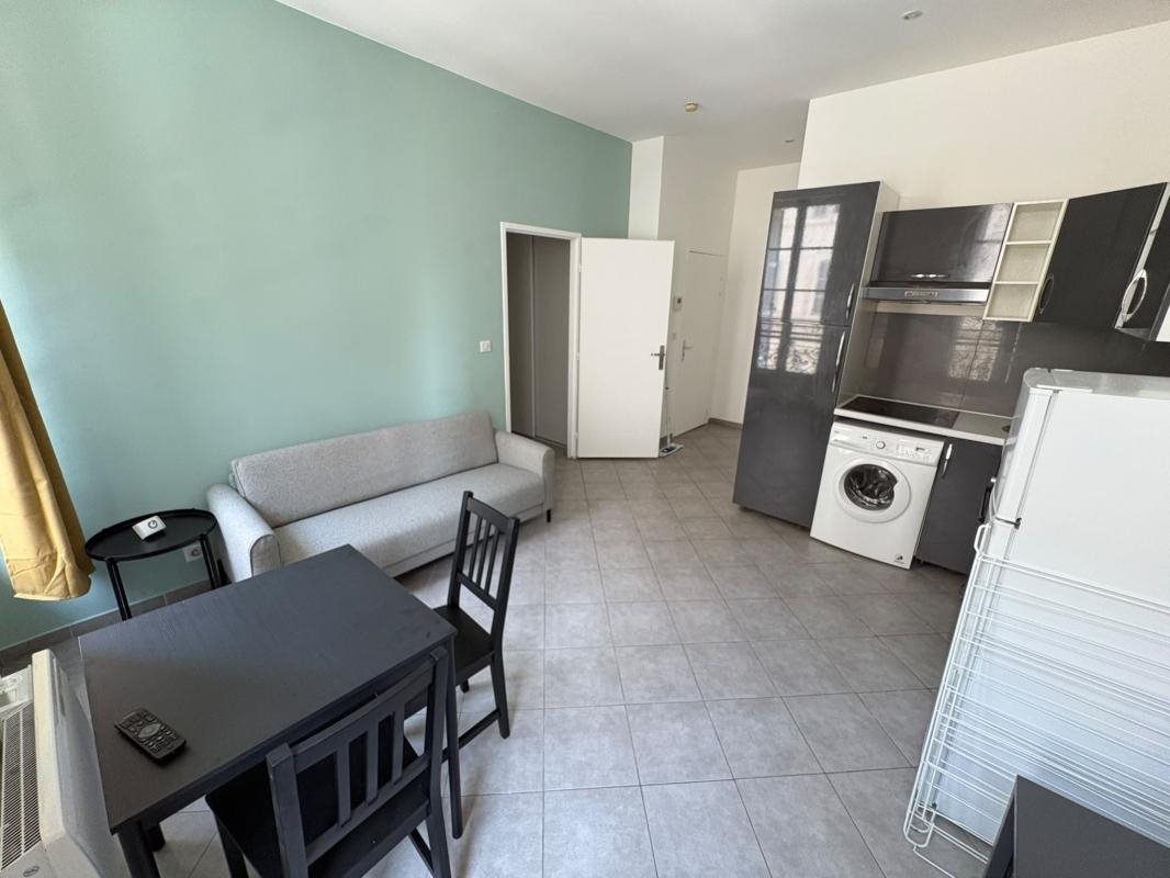 Appartement à louer, 32m², Marseille 2ème