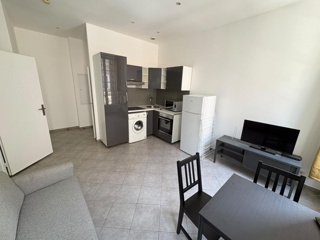Appartement à louer, 32m², Marseille 2ème