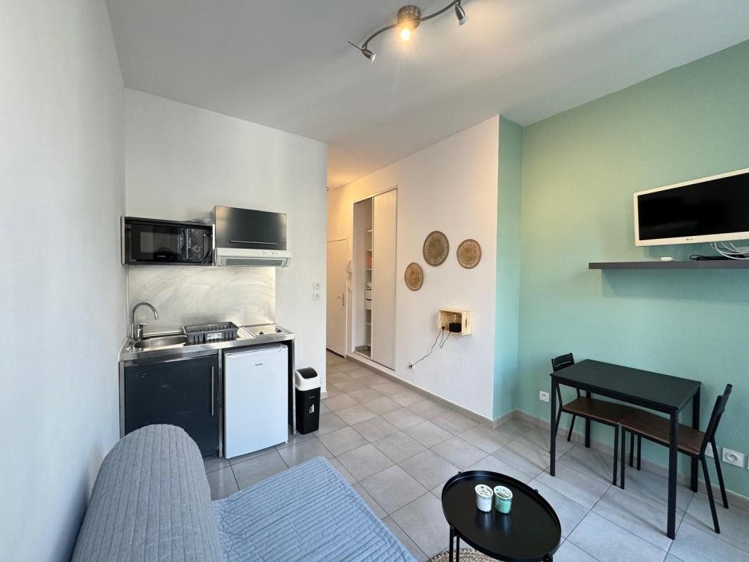 Appartement à louer, 19m², Marseille 2ème