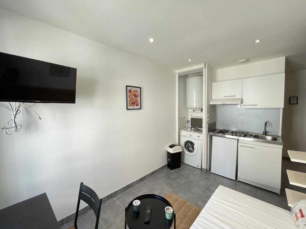 Appartement à louer, 17m², Marseille 2ème
