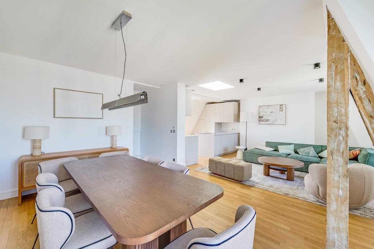 Appartement à louer, 81m², Paris 8ème