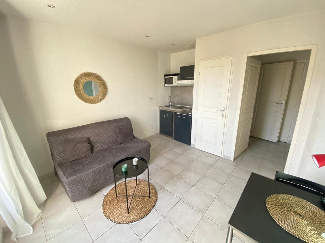 Appartement à louer, 16m², Marseille 2ème