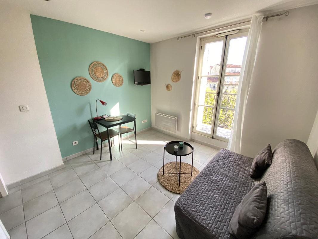 Appartement à louer, 16m², Marseille 2ème
