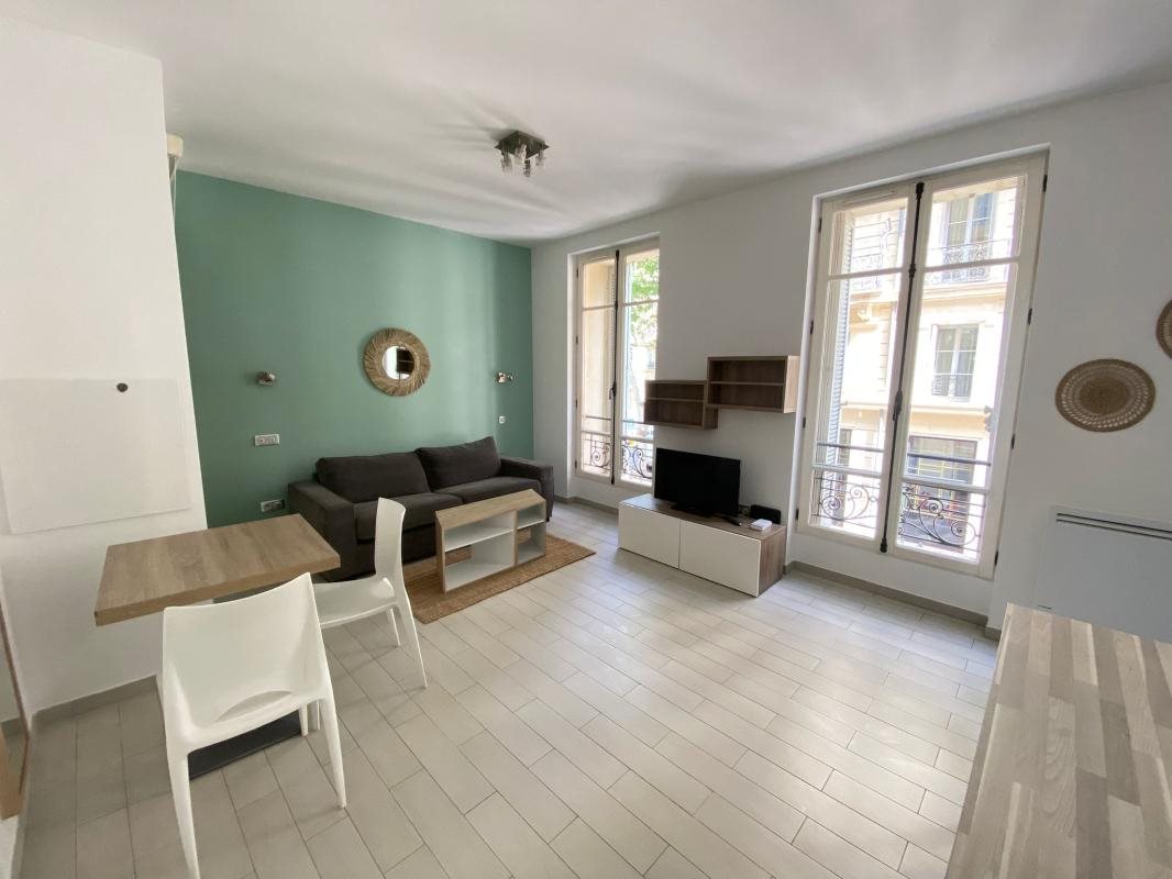 Appartement à louer, 27m², Marseille 2ème