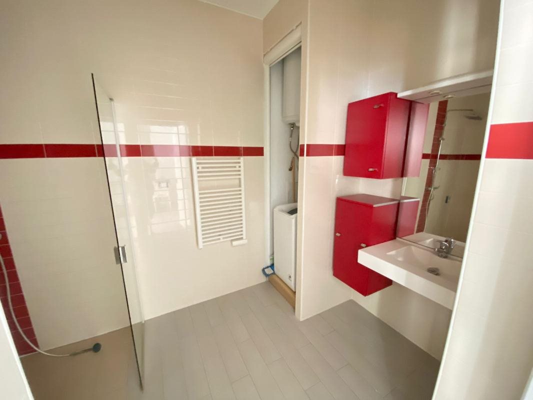 Appartement à louer, 27m², Marseille 2ème
