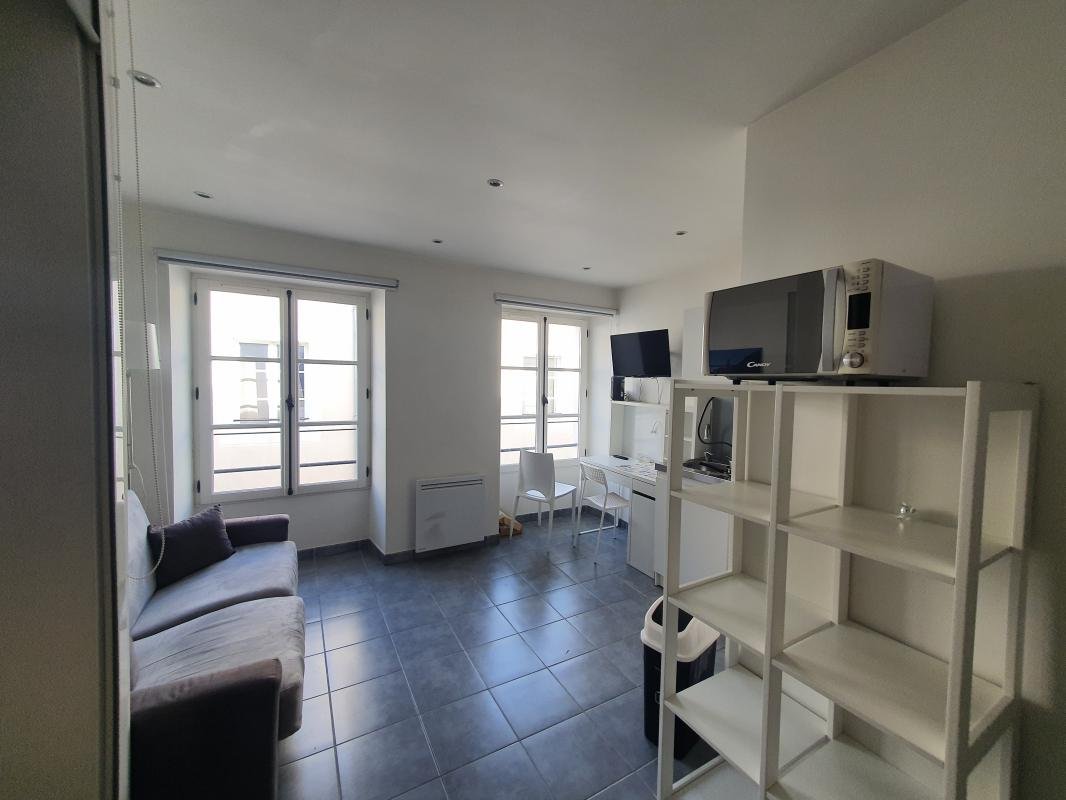 Appartement à louer, 19m², Marseille 2ème