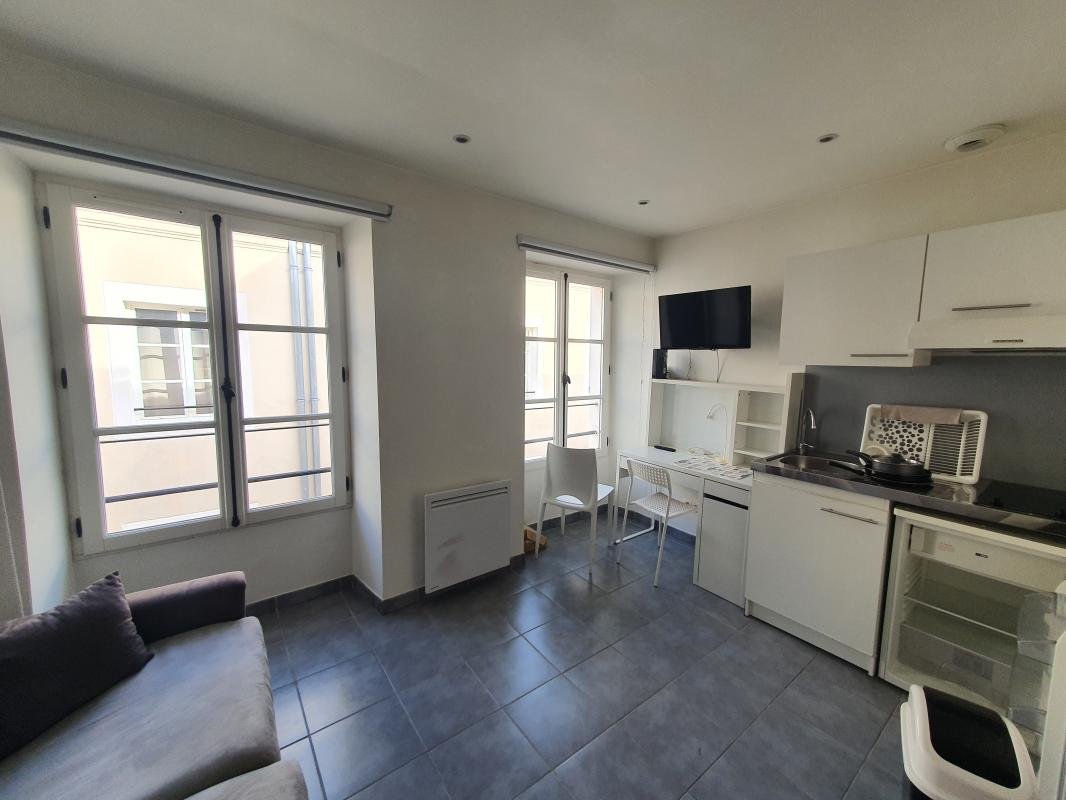 Appartement à louer, 19m², Marseille 2ème
