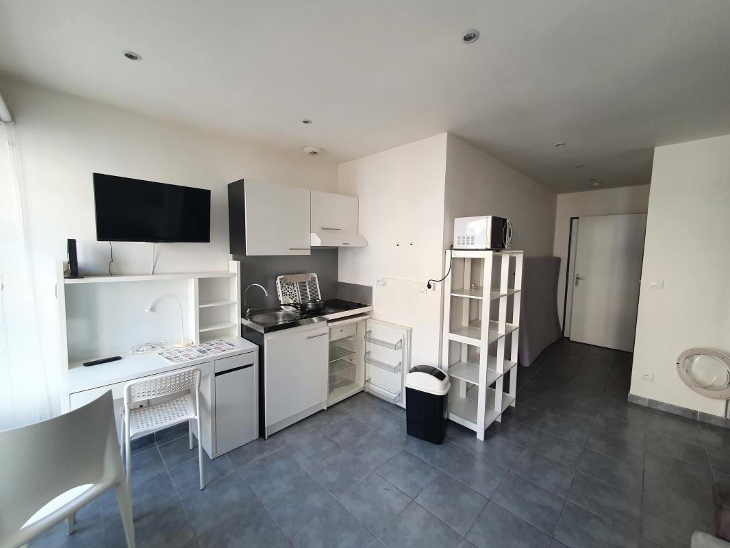Appartement à louer, 19m², Marseille 2ème