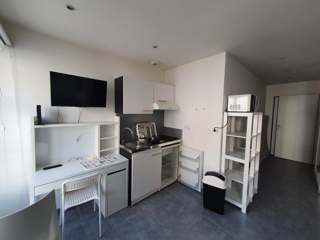 Appartement à louer, 19m², Marseille 2ème