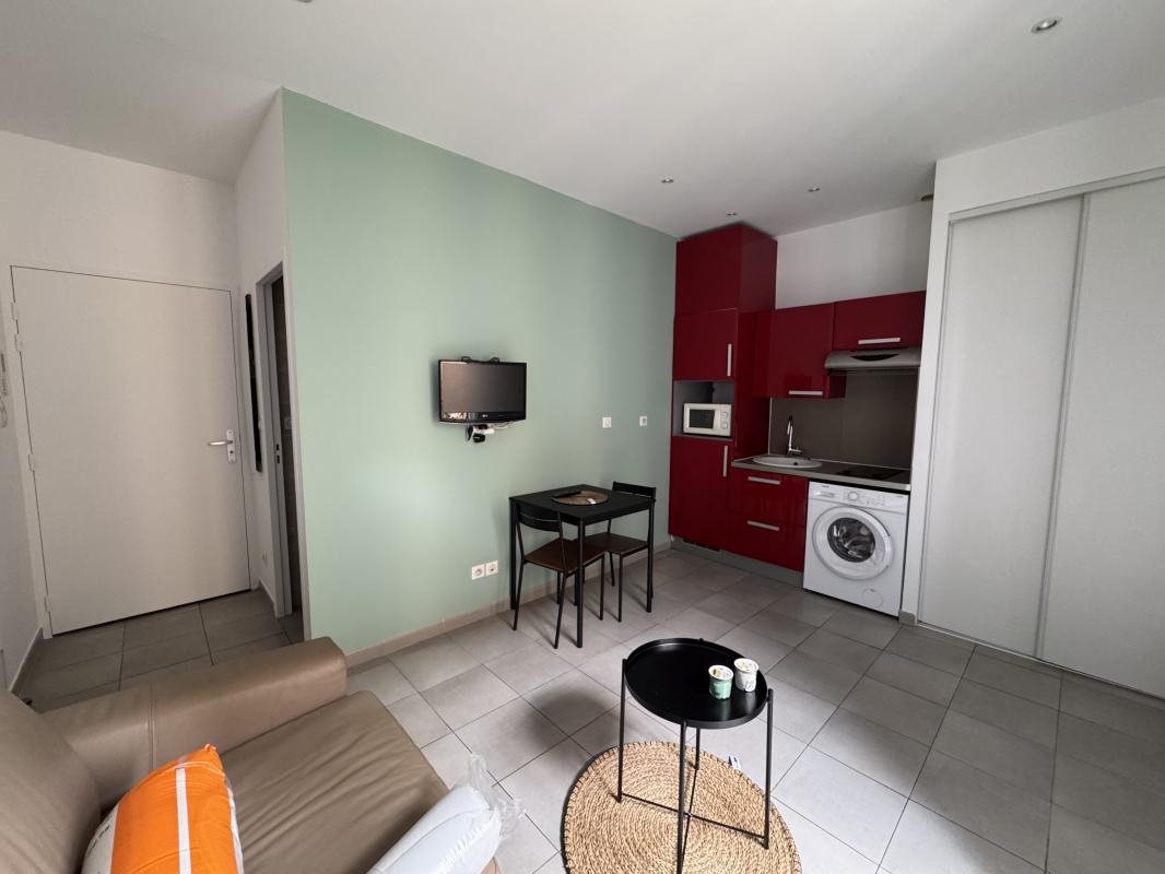 Appartement à louer, 18m², Marseille 2ème