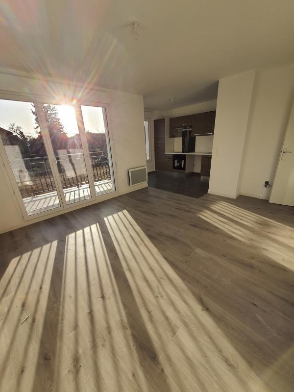 Appartement à louer, 73m², Saint-Fargeau-Ponthierry