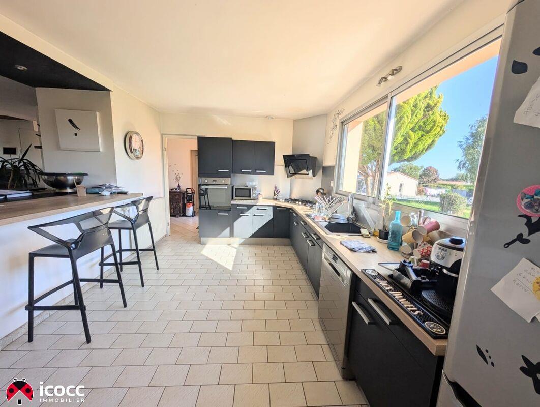 Maison à vendre, 141m², Château-Guibert