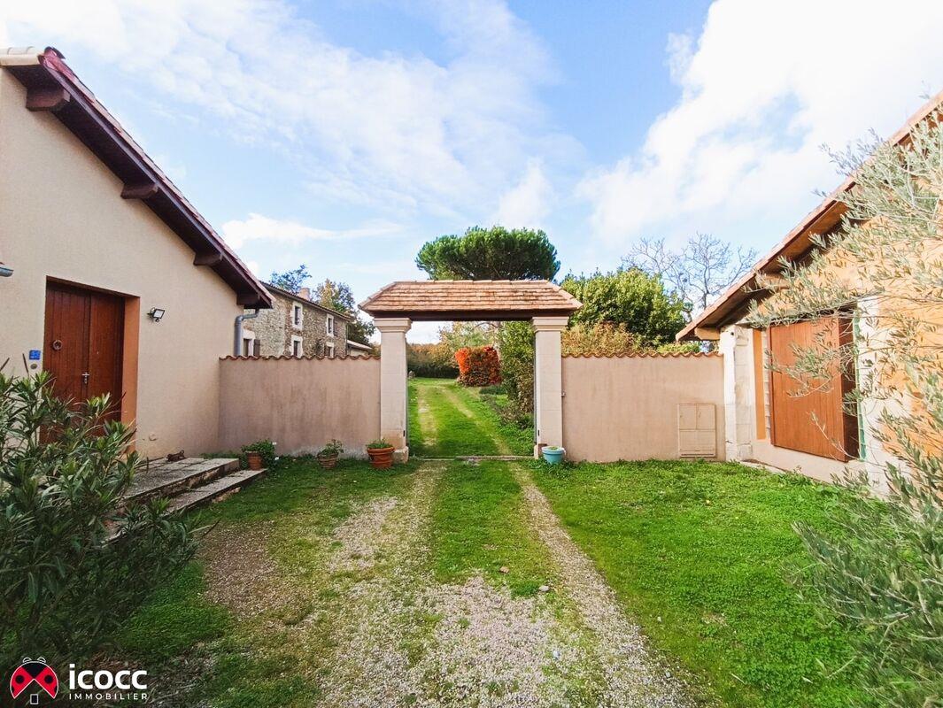 Maison à vendre, 477m², Mareuil-sur-Lay-Dissais