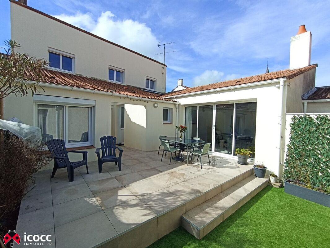 Maison à vendre, 157m², Nieul-le-Dolent