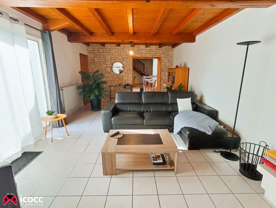 Maison à vendre, 157m², Nieul-le-Dolent