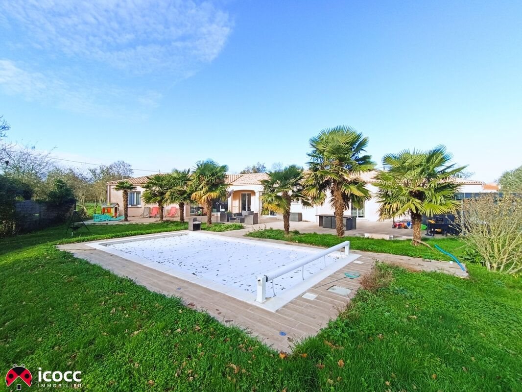 Maison à vendre, 148m², Château-Guibert