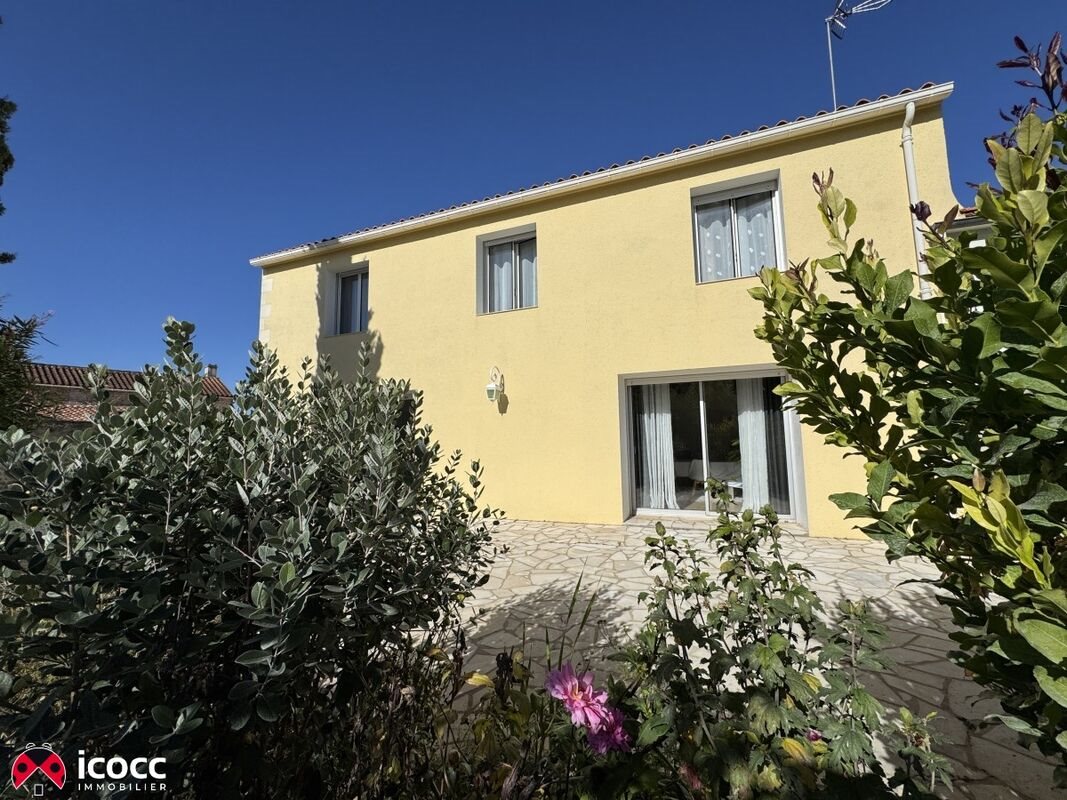Maison à vendre, 196m², Nalliers