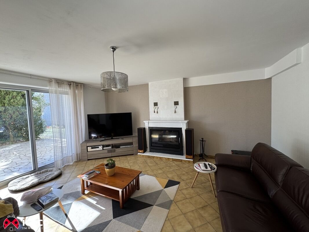 Maison à vendre, 196m², Nalliers