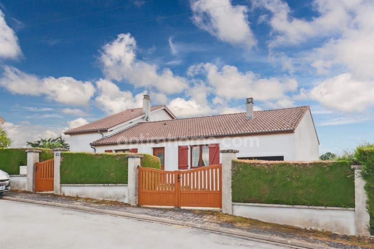 Maison à vendre, 99m², Magnac-Laval