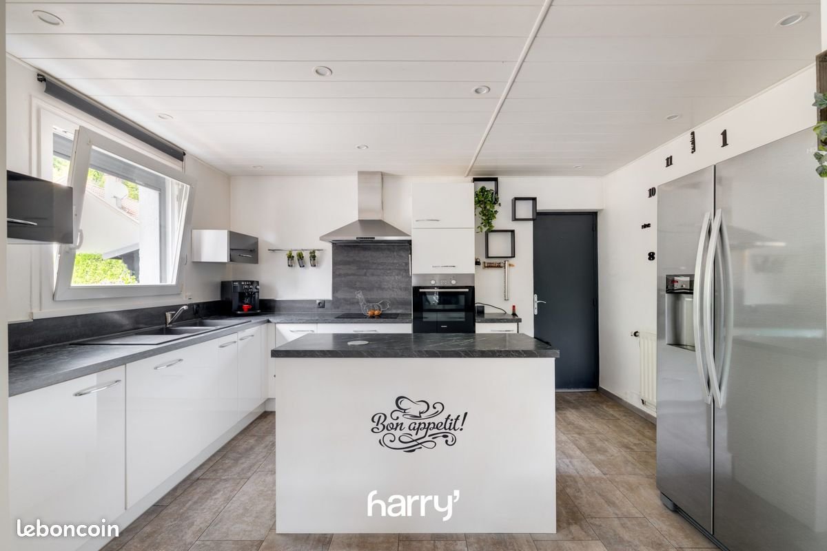 Maison à vendre, 94m², Pontarlier