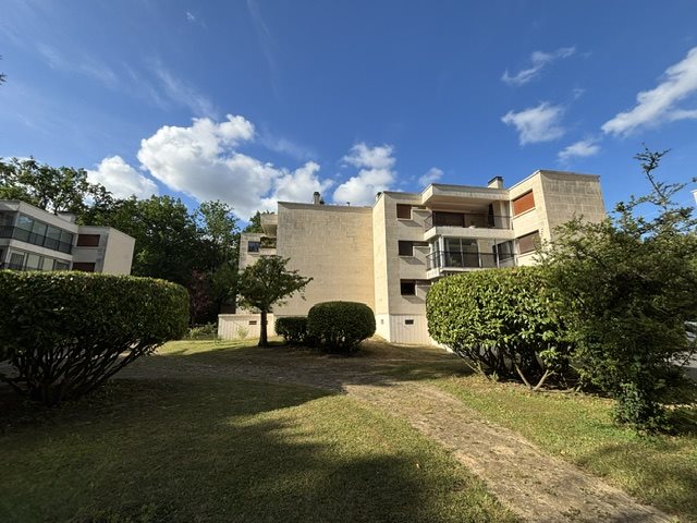 Appartement à vendre, 106m², Lamorlaye