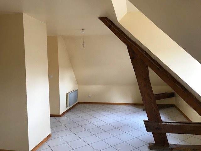 Appartement à louer, 29m², Saint-Leu-d'Esserent