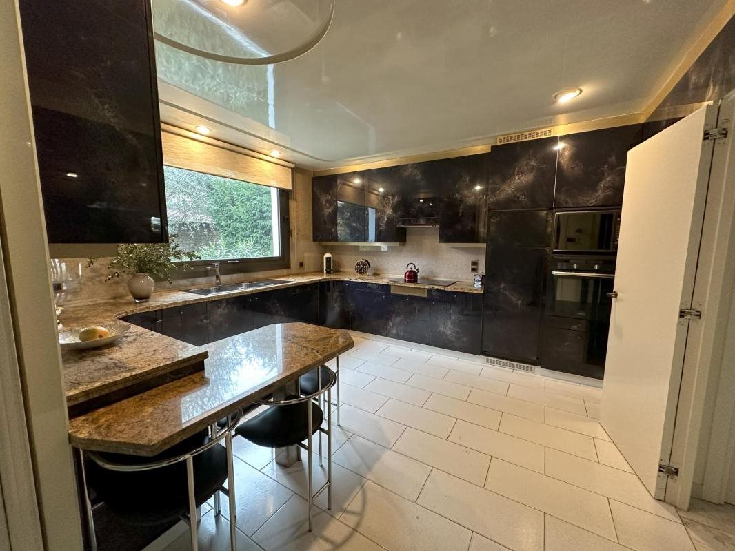 Maison à vendre, 218m², Saint-Maur-des-Fossés