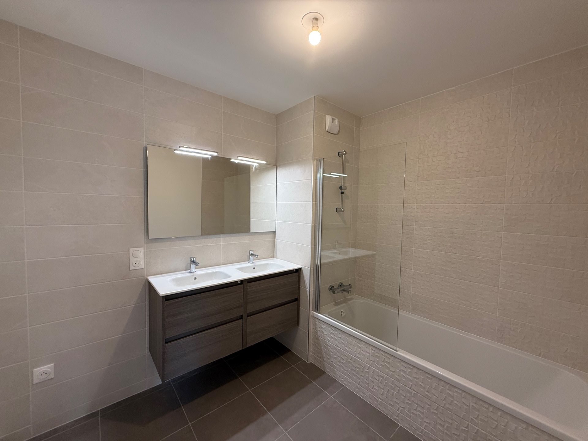Appartement à vendre, 83m², Reignier-Esery