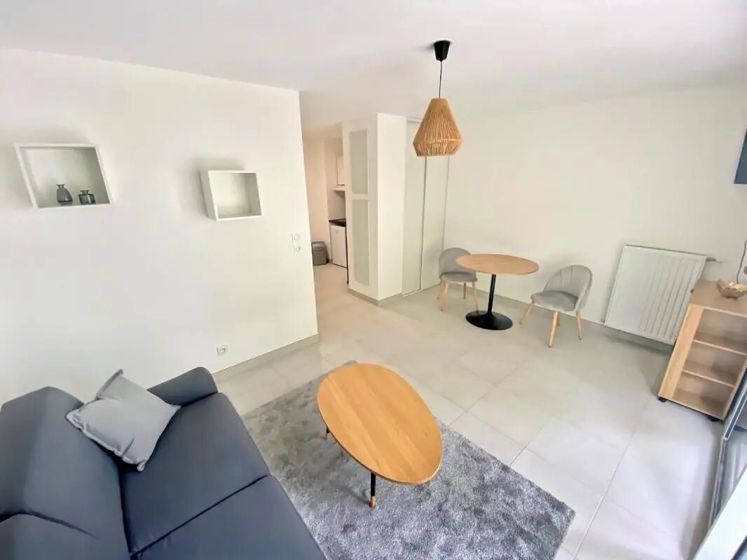 Appartement à louer, 27m², Evian-les-Bains