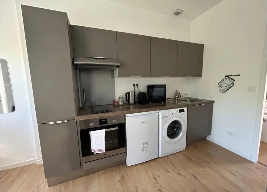 Appartement à louer, 28m², Lyon 8ème
