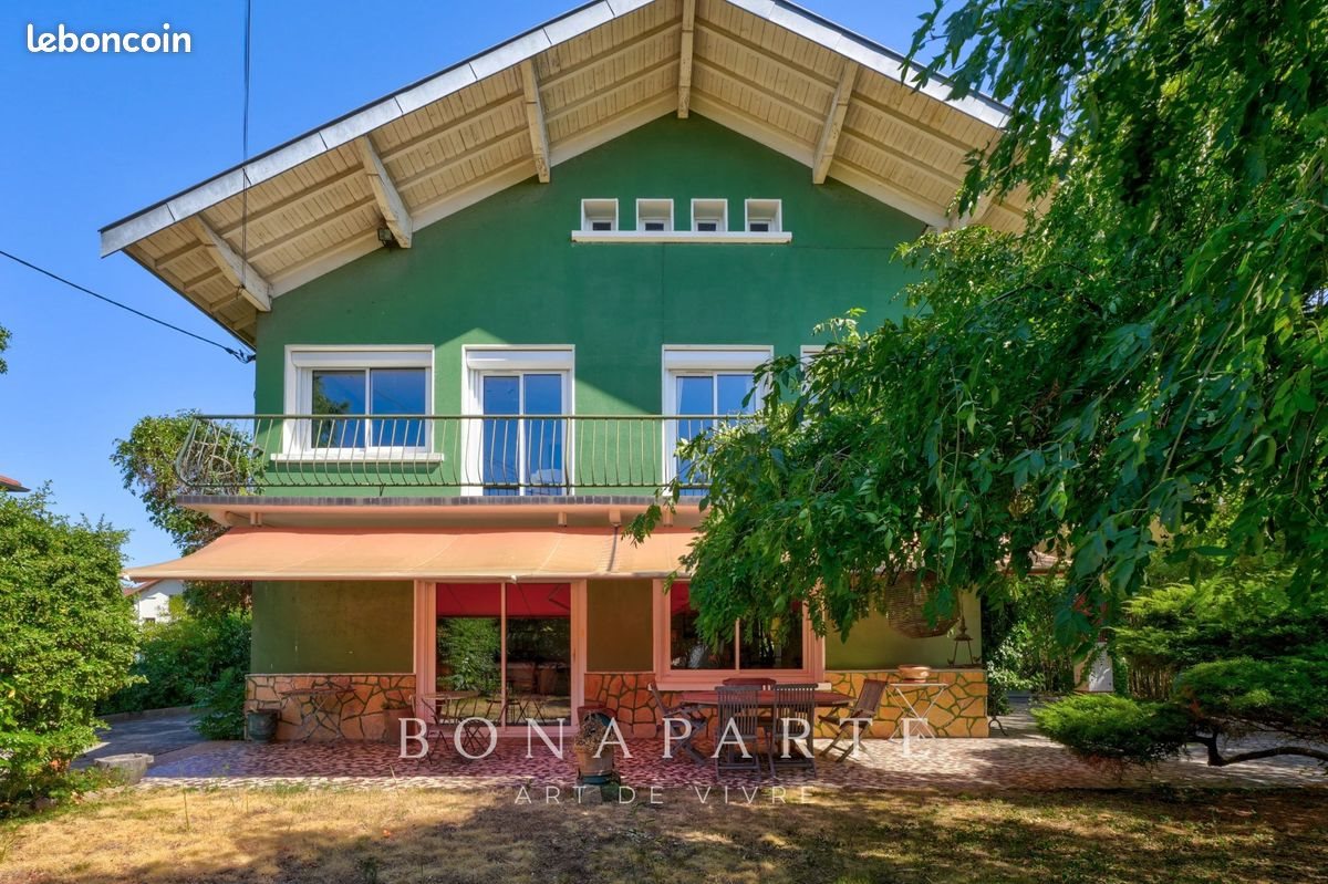 Maison à vendre, 196m², Décines-Charpieu
