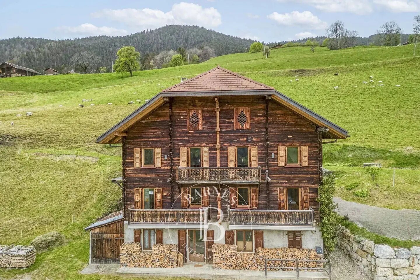 Maison à vendre, 373m², Manigod