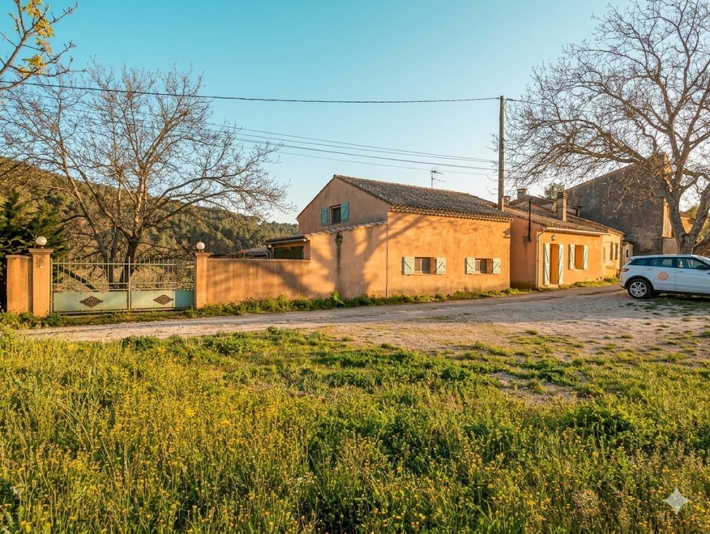 Maison à vendre, 140m², Salernes