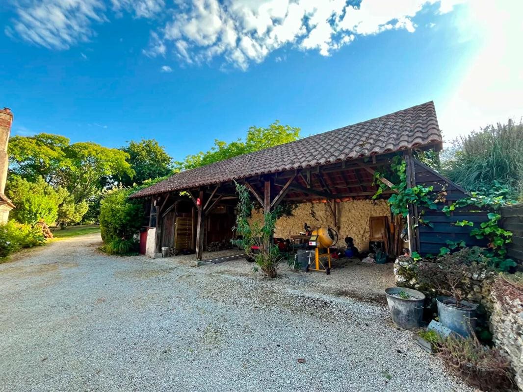 Maison à vendre, 253m², Bassillac et Auberoche