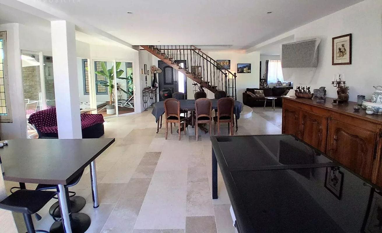 Maison à vendre, 213m², Condat-sur-Trincou