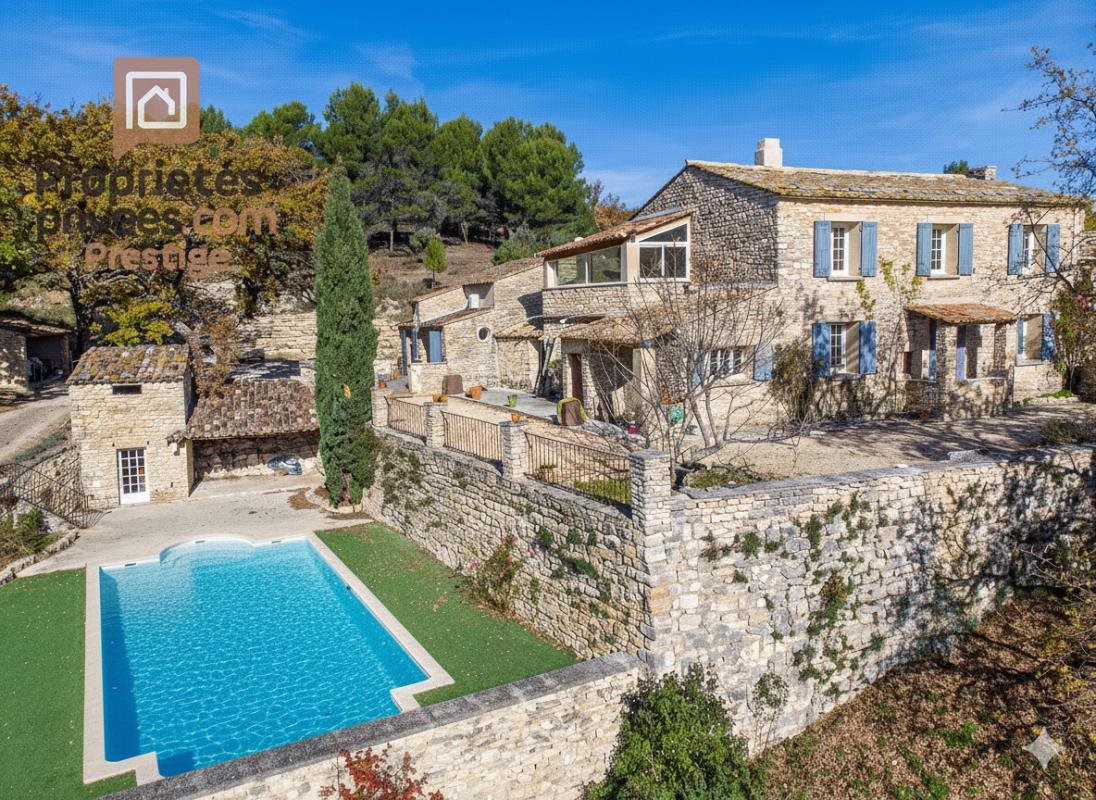 Maison à vendre, 305m², Murs