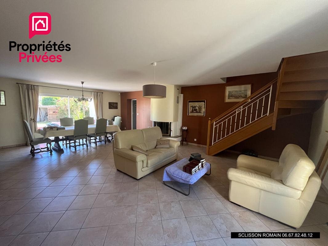 Maison à vendre, 181m², Cozes