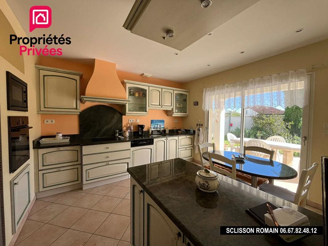 Maison à vendre, 181m², Cozes