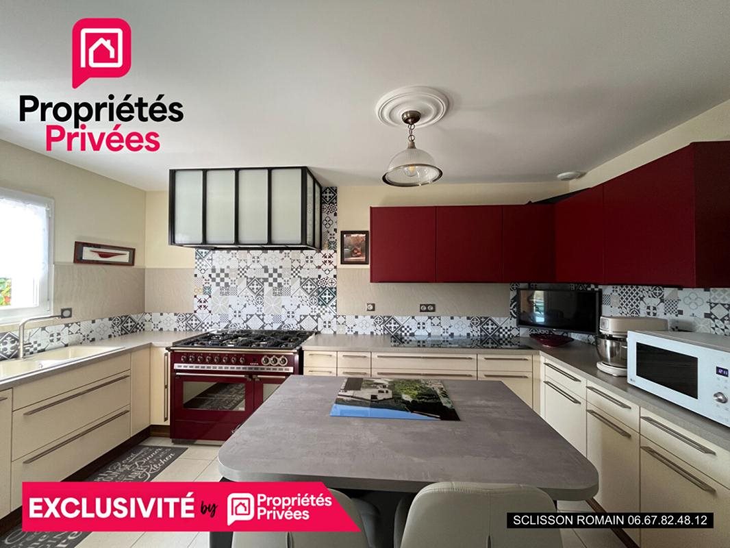 Maison à vendre, 110m², Saint-Genis-de-Saintonge